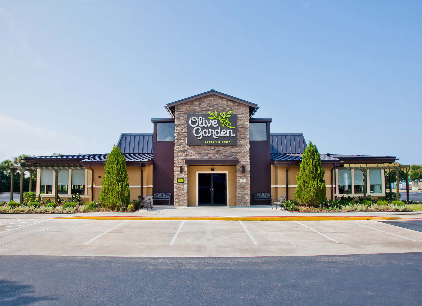 Olive Garden's Herb-Grilled Salmon